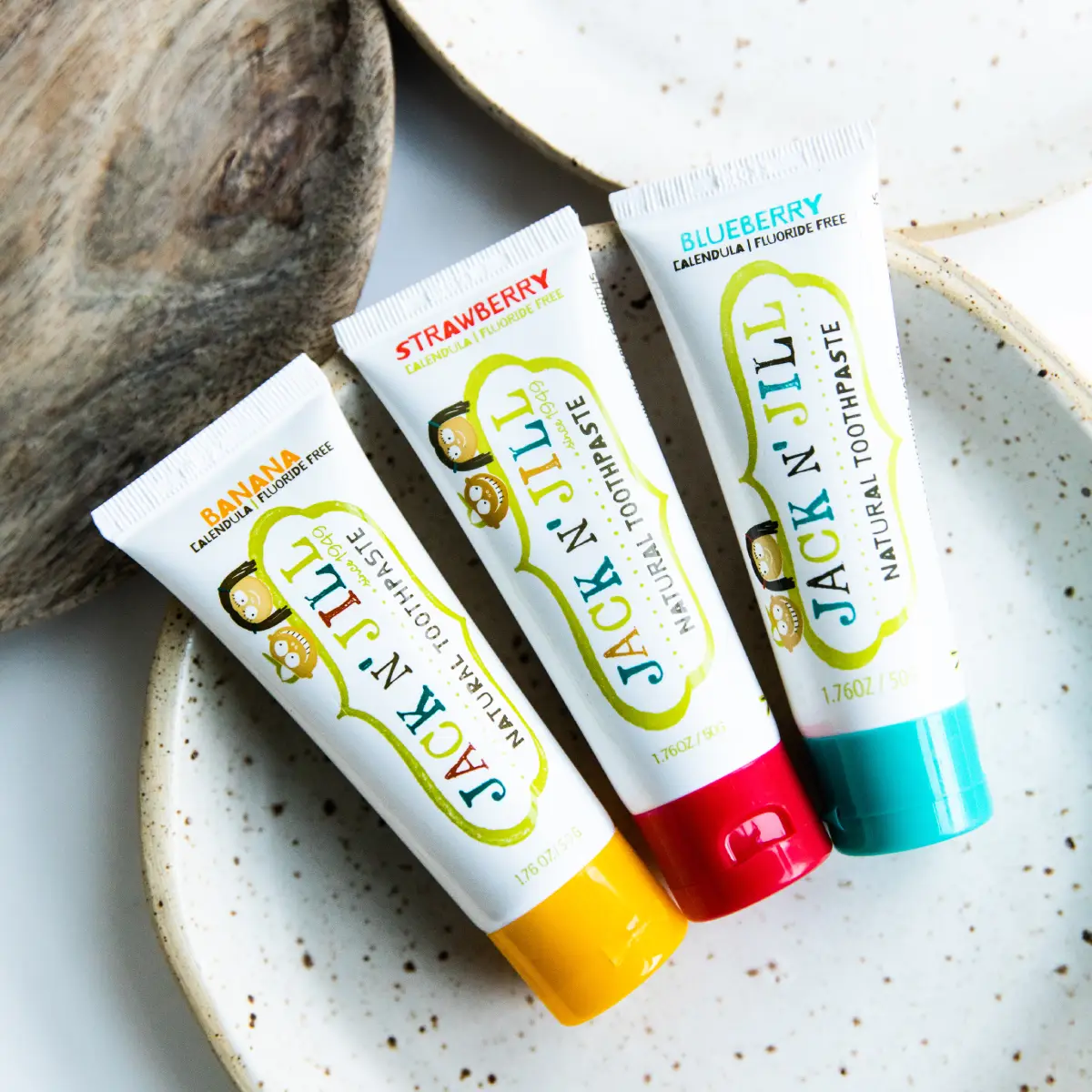 prirodne-zubne-pasty-pre-deti-banan-jahoda-cucoriedka-jack-n-jill